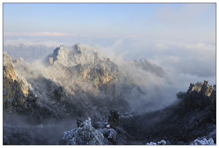 张家界雪景-天子山晨雪